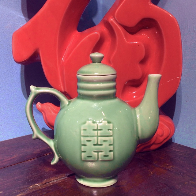 80sヴィンテージ/翡翠色の酒器